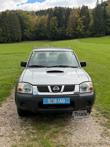 Pickup NISSAN King Cab
