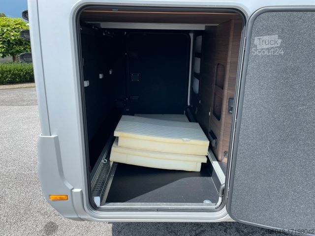 Halvintegrert bobil ADRIA Matrix 670 SL Supreme *LUFTFEDER *