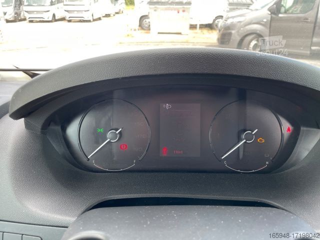 Autorulotă semi-integrată ADRIA Matrix 670 SL Supreme *LUFTFEDER*Black*