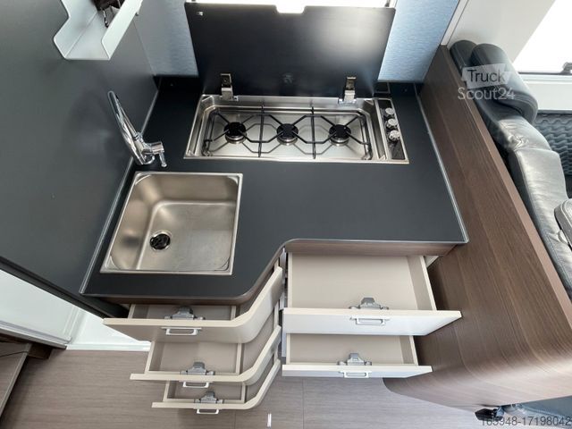 Halvintegrert bobil ADRIA Matrix 670 SL Supreme *LUFTFEDER *