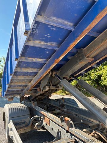 Camion benne à bras amovible MERCEDES-BENZ Atego 1223  Abrollkipper mit Container