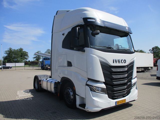 Ciągnik siodłowy typu volume IVECO AS440S53 T/FP LT | INTARDER | NIGHT AIRCO | LOWD