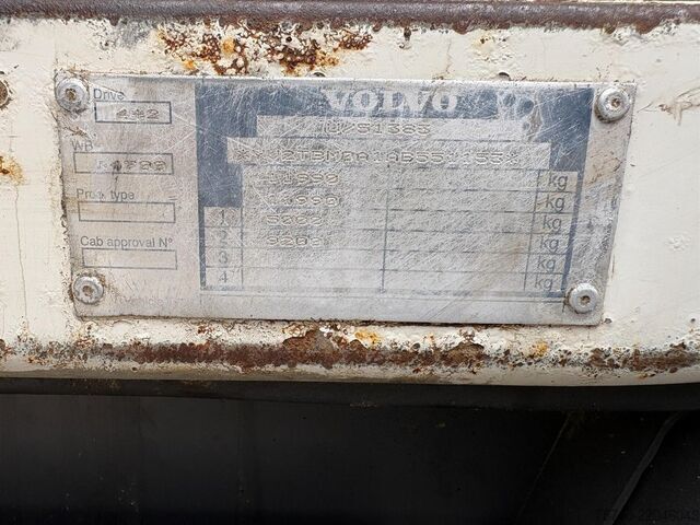 Walizka Volvo FL 12.240 + BLAD VERING + LOADLIFT 2.5t + LOW K...