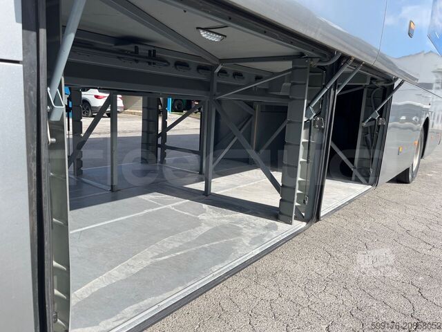 Turistični avtobus Mercedes-Benz Tourismo