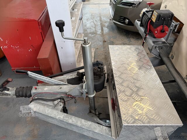 Car carrier trailer Vezeko Autotransporter