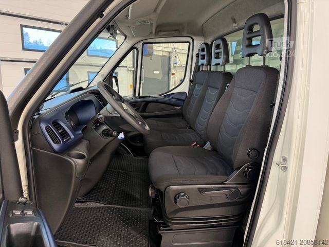 Фургон с брезентова завеса IVECO DAILY Aut. 2x Curtain 18m3 VOL +new service