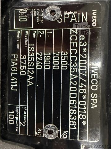 Фургон с брезентова завеса IVECO DAILY Aut. 2x Curtain 18m3 VOL +new service