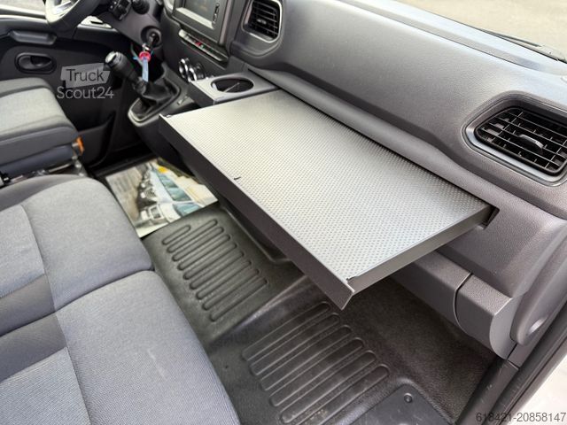 Dobozos furgon RENAULT Master L3H2 2.3 DCI 135 Gran Comfort