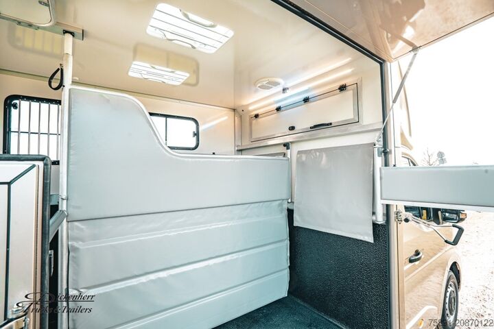 Transporteur de bétail Renault Master Neues Modell 2025Automatik 170PS