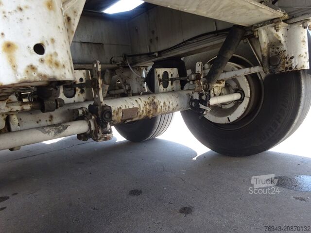 Semi-reboque tanque Benalu CITERNE PULVERULENTE 64000 L