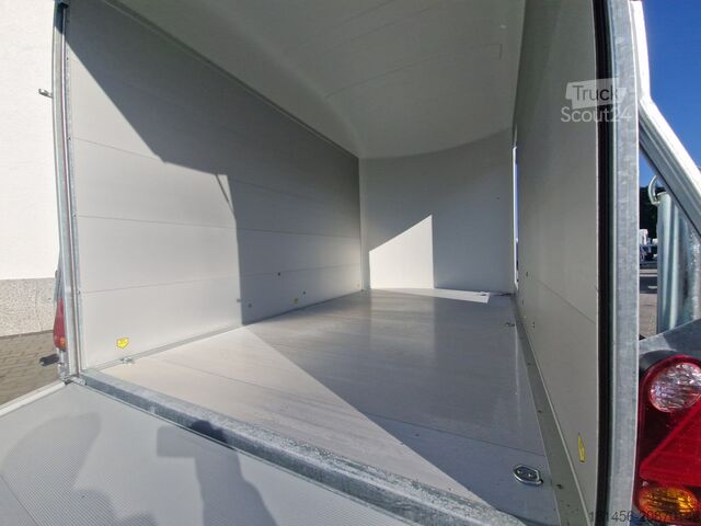 Dobozos pótkocsi Cheval Liberté Debon Roadster 400 Alu Seitentür weiß Pullman