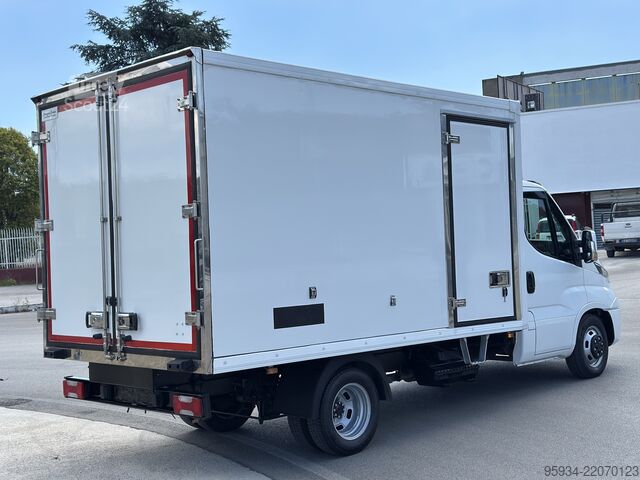Laatikkoauto IVECO DAILY 35-150