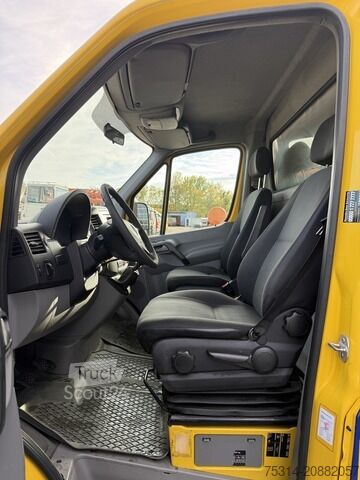 Kombiniran vozilo s ponjavo mercedes-benz Sprinter 516 Plane Spriegel