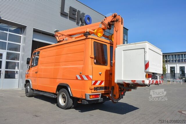 Uz kravas automobiļa uzstādīta darba platforma mercedes-benz Vario 815d Wumag WDT 135