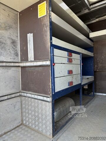 Slēgtais furgons mercedes-benz Vario 816d WERKSTATT REGAL*