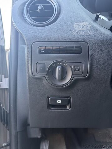 Slēgtais furgons mercedes-benz Vito 116 Automatik/ Kamer/ Klima/ PTC/ Regale