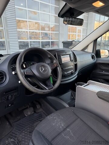 Slēgtais furgons mercedes-benz Vito 116 Automatik/ Kamer/ Klima/ PTC/ Regale