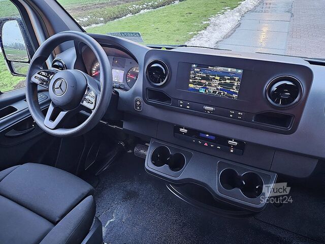 Kombi z wysokim dachem MERCEDES-BENZ SPRINTER 314 L2H1 LED Automaat