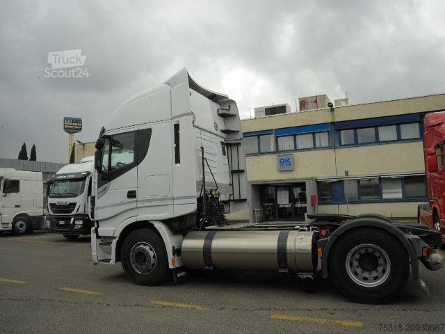 Tractor estándar IVECO TRATTORE STRADALE AS440S40 NP
