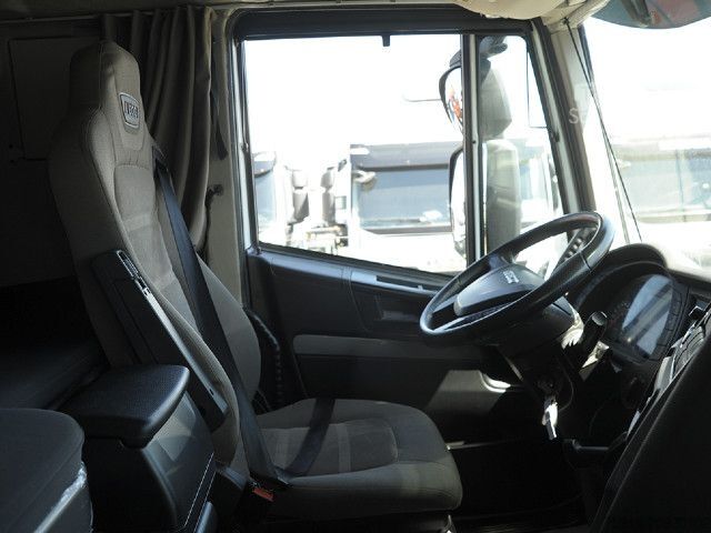 Trattore stradale standard IVECO TRATTORE STRADALE AS440S40 NP