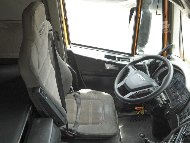 Furgone IVECO Trattore stradale AS440S46TP XP