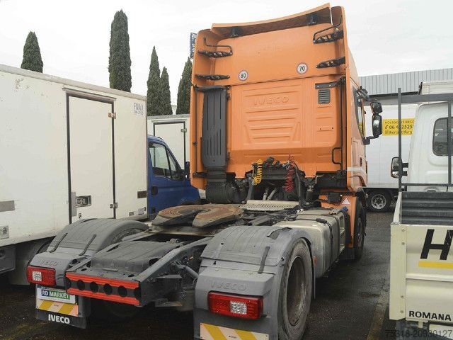 Furgone IVECO TRATTORE STRADALE