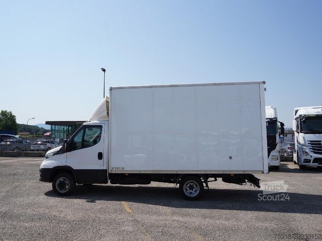 Furgone IVECO 35C14