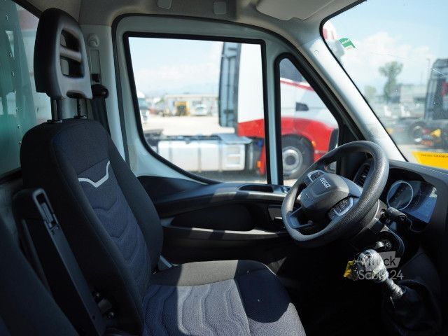 Furgone IVECO 35C14