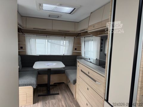 Wohnwagen Fendt Bianco Selection 465 SFB Auflastung 1.800 kg