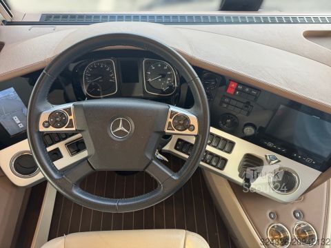 Entegre karavan Concorde Liner 990 GI Garagenausführung Smart-PKW