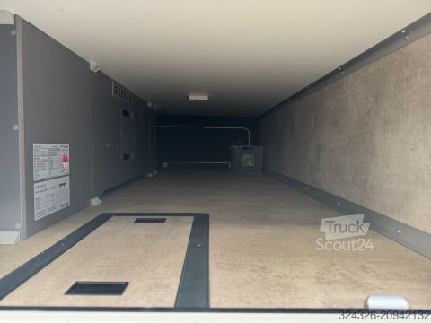 Entegre karavan Concorde Liner 990 GI Garagenausführung Smart-PKW