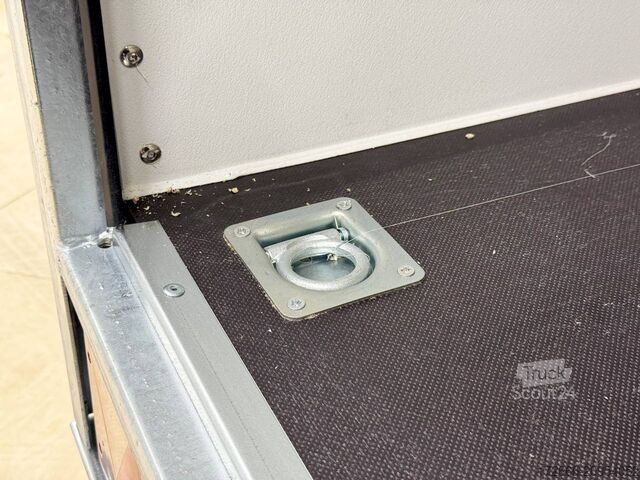  Blyss F2030HTD 305X150X180CM 2000KG KOFFERANHÄNGER