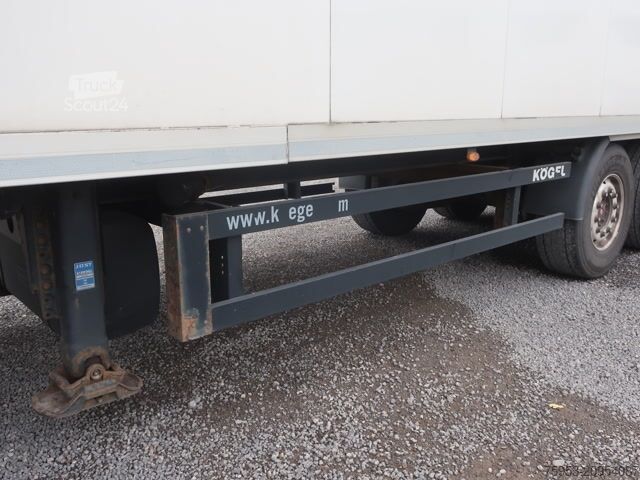 Kühlauflieger Kögel SN24 Doppelstock Carrier Vector