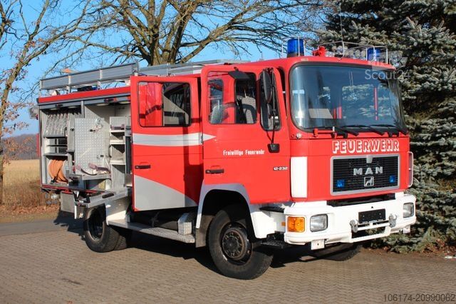 Autre MAN 12.232 FA 4x4 TLF 16/24 * 8 Gang Schaltgetriebe*