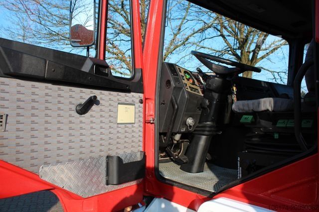 Autre MAN 12.232 FA 4x4 TLF 16/24 * 8 Gang Schaltgetriebe*