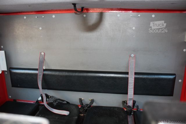 Autre MAN 12.232 FA 4x4 TLF 16/24 * 8 Gang Schaltgetriebe*