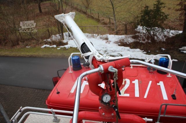 Autre MERCEDES-BENZ 917 AF TLF 16/24 *ALLRAD*Werfer *Single Bereift*