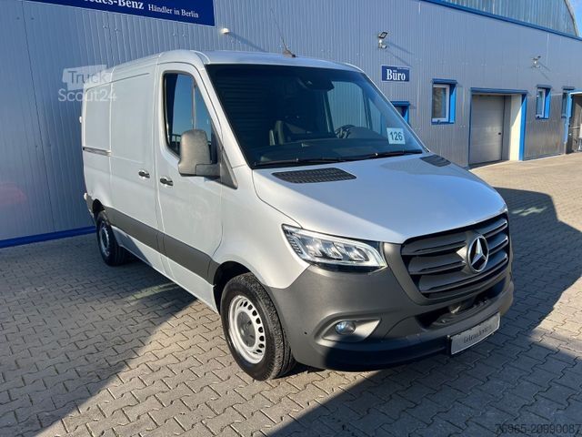 Duba panelată MERCEDES-BENZ Sprinter 314 AUTOMATIK NAVI TOTWINKEL KAMERA LED