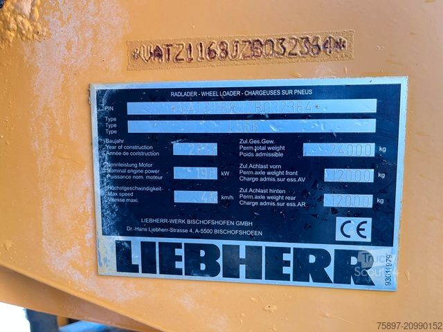 Chargeuse sur pneus LIEBHERR L 566 / 4x4 / Waage