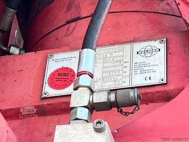 Plateforme de forage  RH 12 inkl. Kellystange und Bohrtisch