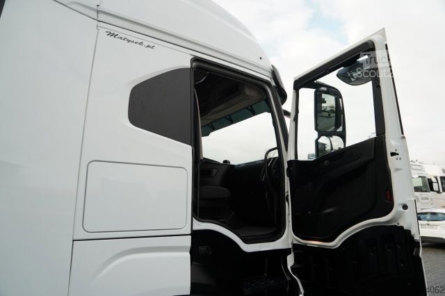 Tracteur routier standard IVECO S-WAY / 480 / RETARDER / I-PARK COOL / OPONY 100