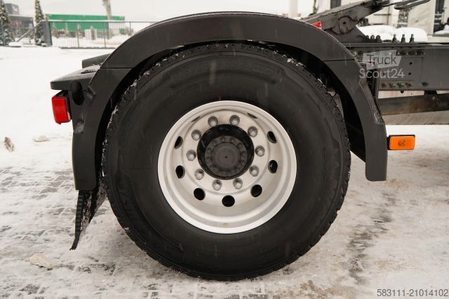 Standaard trekker RENAULT T 480 / ALUFELGI / 13 LITROWY SILNIK / 