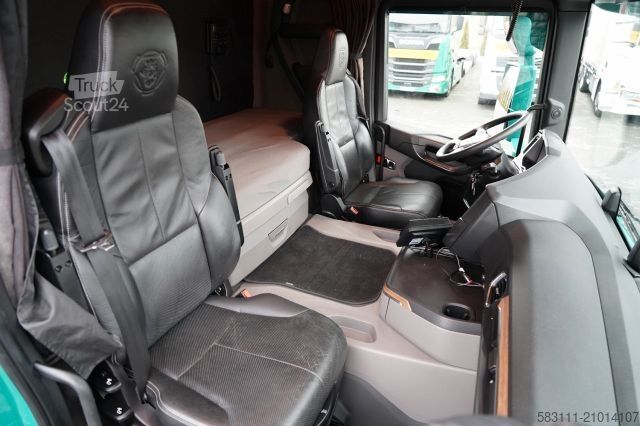 Camion jumbo SCANIA G 280 / SOLÓWKA / 4x2 / FIRANKA - 7,7 m / BDE /