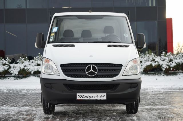Фургон-бокс MERCEDES-BENZ SPRINTER  513 CDI / SKRZYNIOWY 4.4 m / MANUAL /