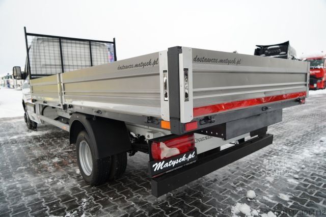 Фургон-бокс MERCEDES-BENZ SPRINTER  513 CDI / SKRZYNIOWY 4.4 m / MANUAL /