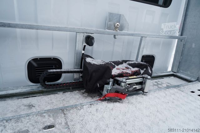 Wrecker RENAULT MASTER / LAWETA  / WYCI?GARKA / MANUAL / SPROWA