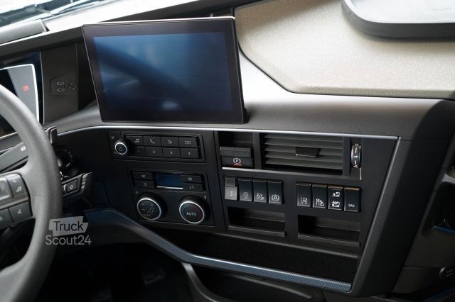 Tracteur routier standard VOLVO FH 500 / 2025 ROK / XXL / I-SHIFT