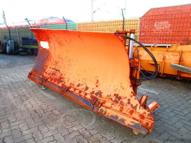 Camion à usage spécial Beilhack PS 36-1C Beilhack PS 36-1C Seiten-Räumschild