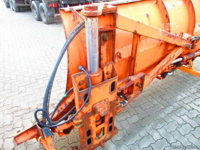 Camion à usage spécial Beilhack PS 36-1C Beilhack PS 36-1C Seiten-Räumschild