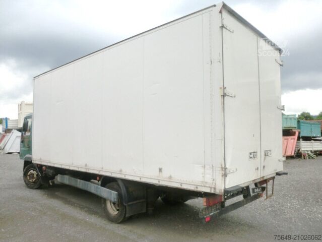 Fourgon personnalisé MAN L33 8.180 C 4x2 L33 8.180 C 4x2, Unfallfahrzeug mit Frontalschaden